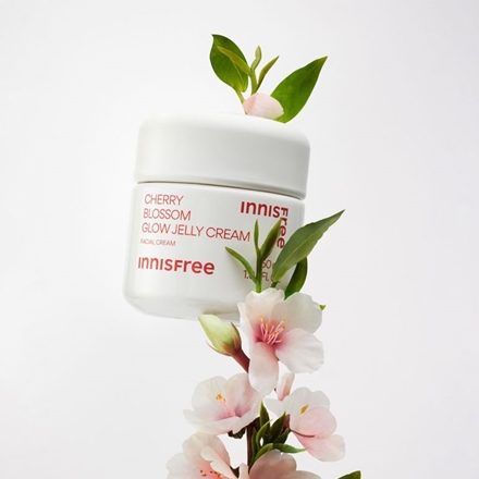innisfree Cherry Blossom Dewy Glow Jelly Moisturizer